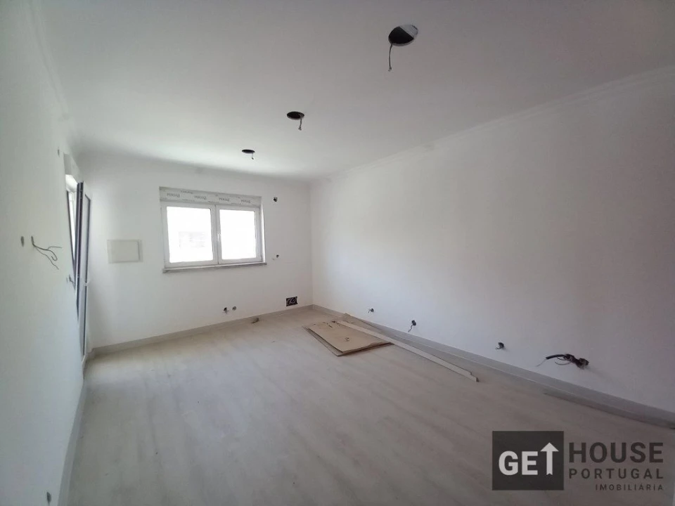 Moradia T5 para Venda em Amora Foto 34