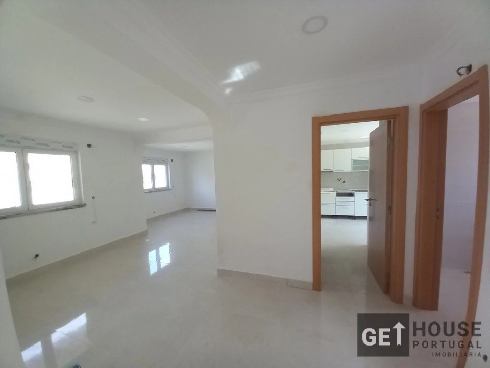 Moradia T5 para Venda em Amora Foto 36
