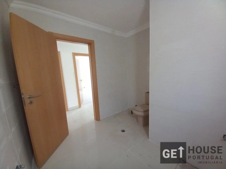 Moradia T5 para Venda em Amora Foto 45