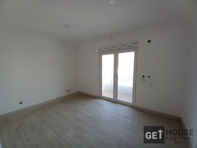 Moradia T5 para Venda em Amora Foto 20