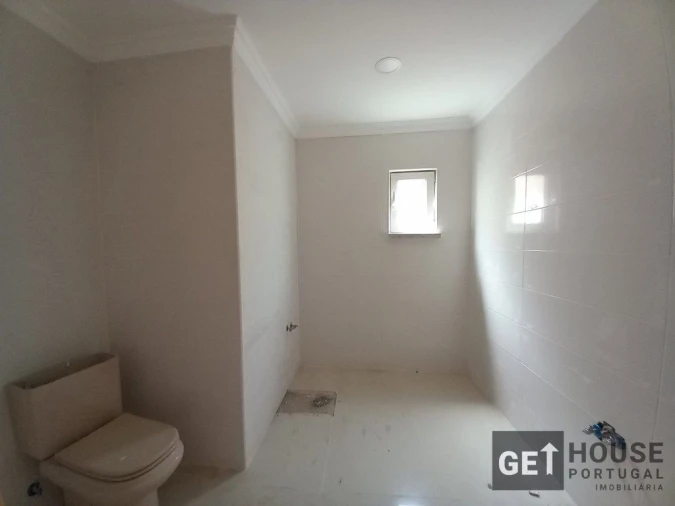 Moradia T5 para Venda em Amora Foto 31