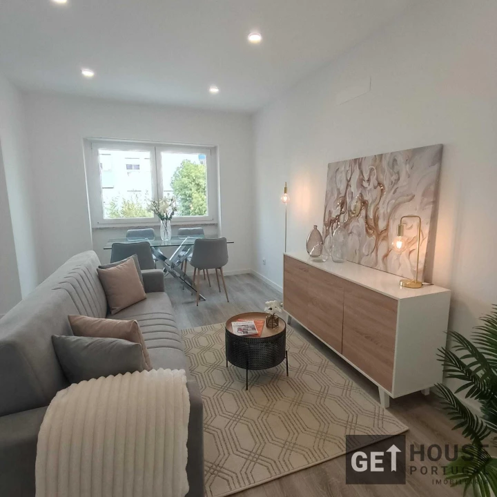 Apartamento T3 para Venda em Penha de França Foto 2