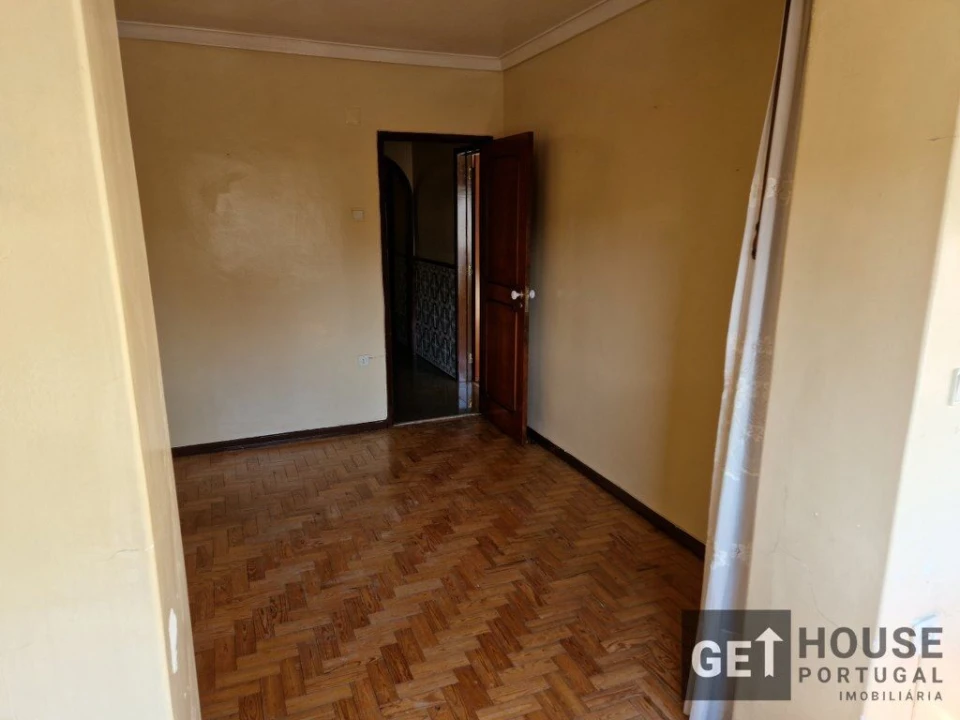 Apartamento T3 para Venda em Pontinha e Famões Foto 6