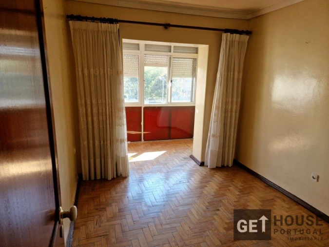 Apartamento T3 para Venda em Pontinha e Famões Foto 15