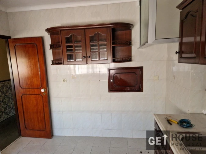 Apartamento T3 para Venda em Pontinha e Famões Foto 28
