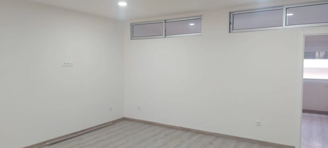 Apartamento T1 para Venda em Almada, Cova da Piedade, Pragal e Cacilhas Foto 10