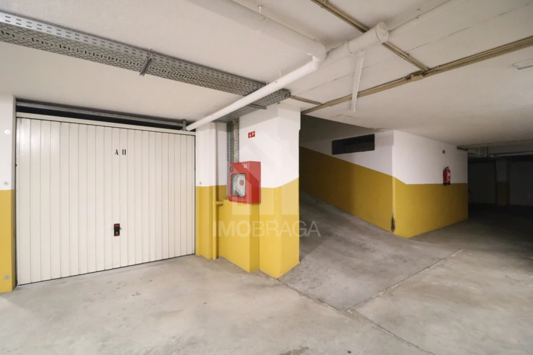 Apartamento T1 para Venda em Nogueira, Fraião e Lamaçães Foto 26