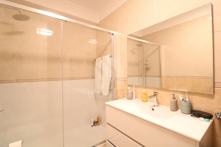 Apartamento T1 para Venda em Nogueira, Fraião e Lamaçães Foto 10