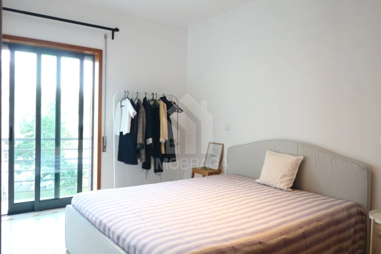 Apartamento T1 para Venda em Nogueira, Fraião e Lamaçães Foto 11