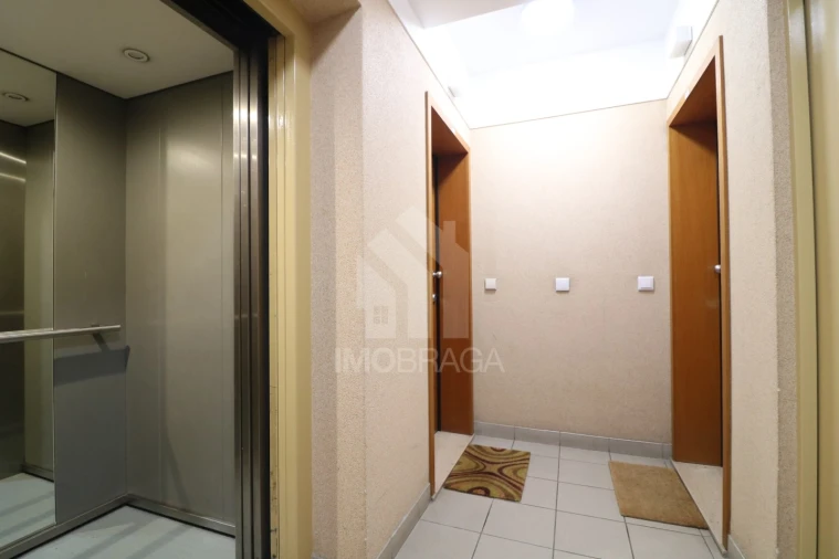 Apartamento T1 para Venda em Nogueira, Fraião e Lamaçães Foto 23