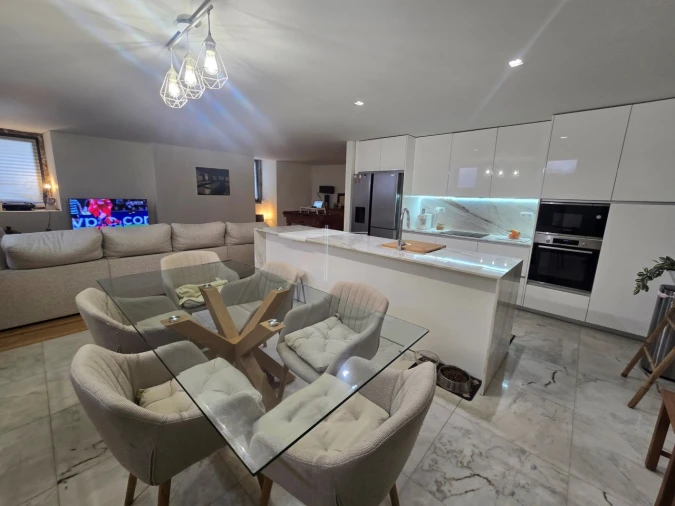 Moradia T3 para Venda em Ajuda Foto 11