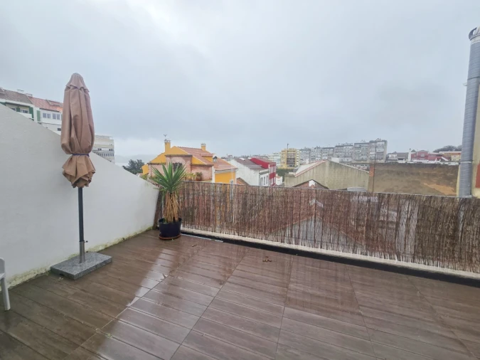 Moradia T3 para Venda em Ajuda Foto 16
