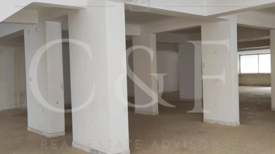 Loja para Arrendamento em Agualva e Mira-Sintra