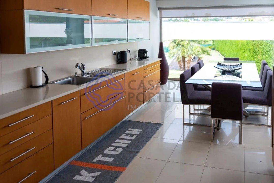 Moradia T4 para Venda em Gemeses Foto 26