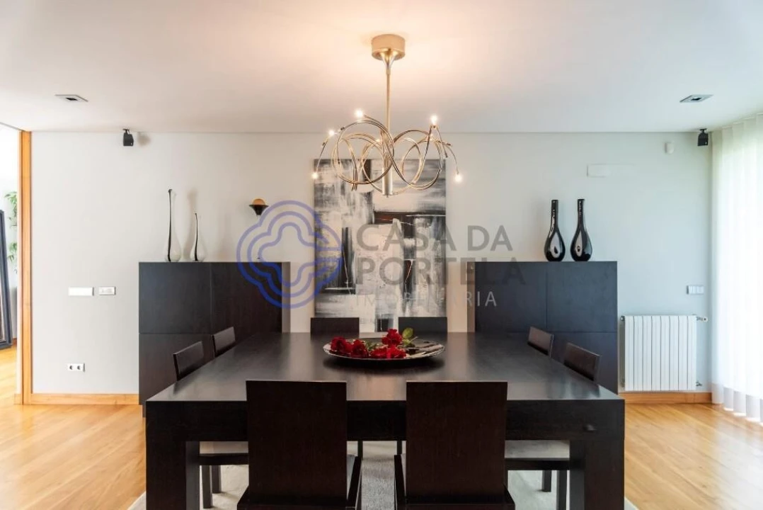 Moradia T4 para Venda em Gemeses Foto 30