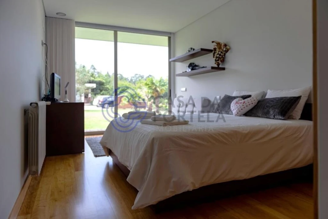 Moradia T4 para Venda em Gemeses Foto 35