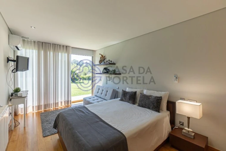 Moradia T4 para Venda em Gemeses Foto 53