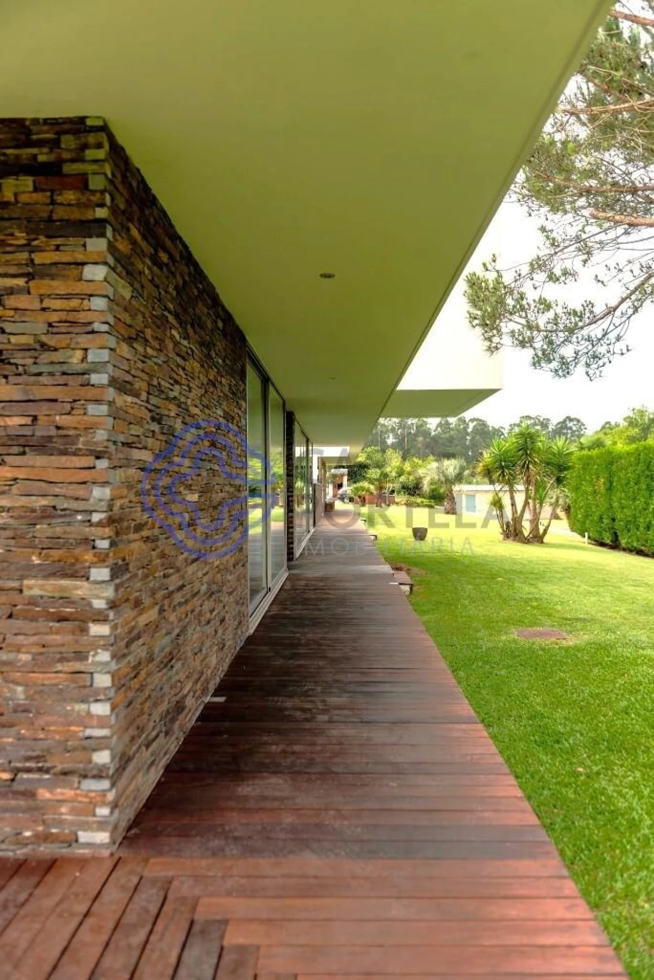 Moradia T4 para Venda em Gemeses Foto 7