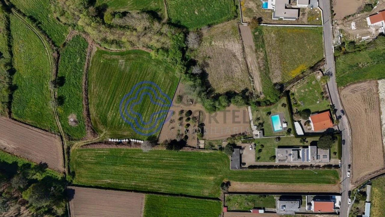 Moradia T4 para Venda em Gemeses Foto 22