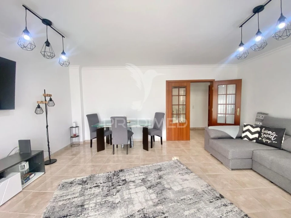 Apartamento T3 para Venda em Vialonga Foto 3