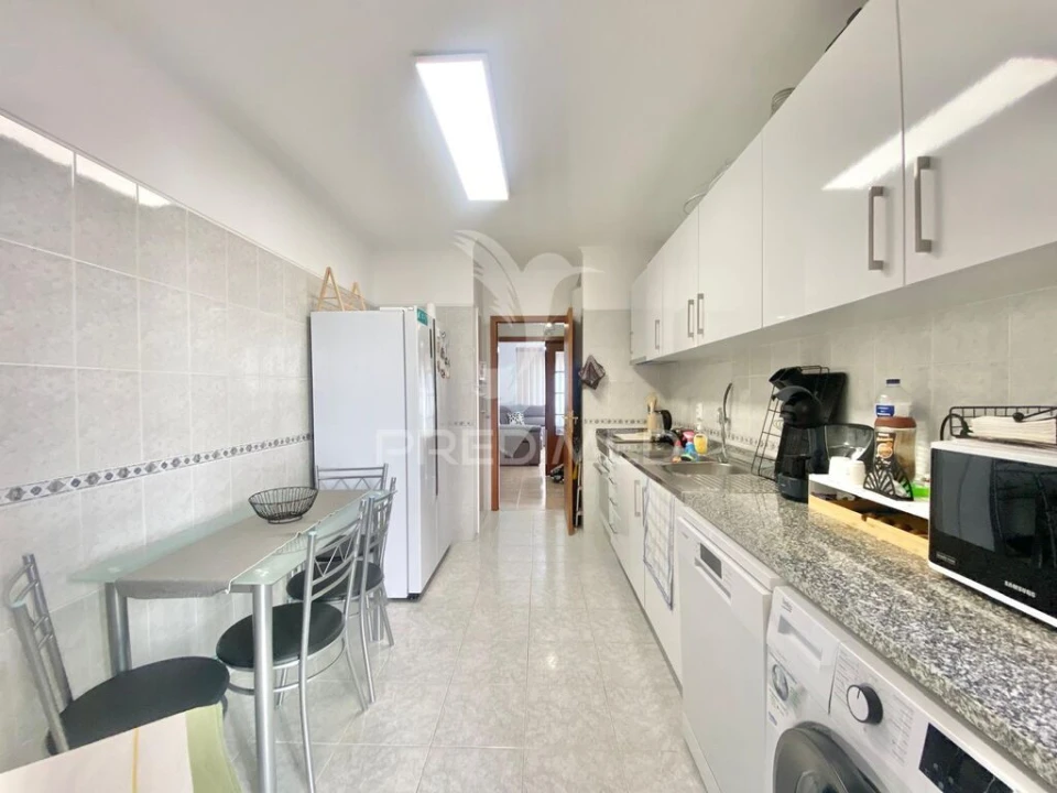 Apartamento T3 para Venda em Vialonga Foto 9