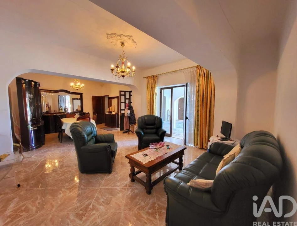 Moradia T5 para Venda em Luz de Tavira e Santo Estêvão Foto 7