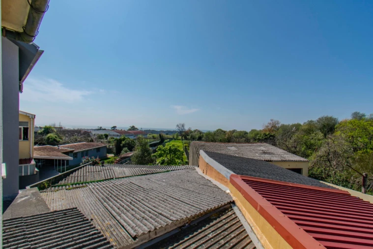 Moradia T4 para Venda em Madalena Foto 17