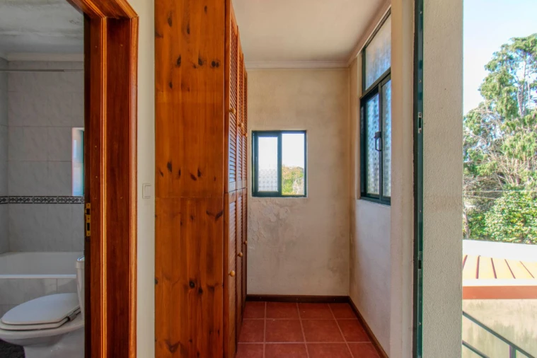 Moradia T4 para Venda em Madalena Foto 36