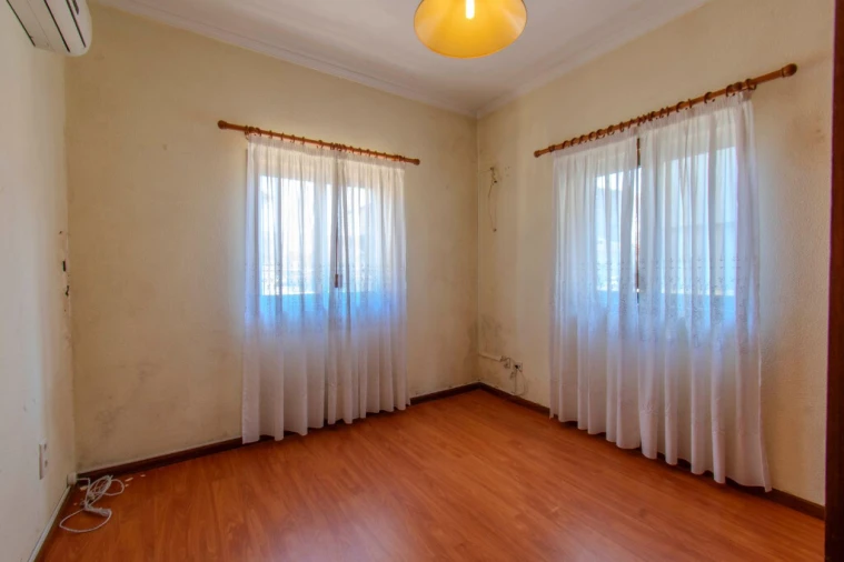 Moradia T4 para Venda em Madalena Foto 33