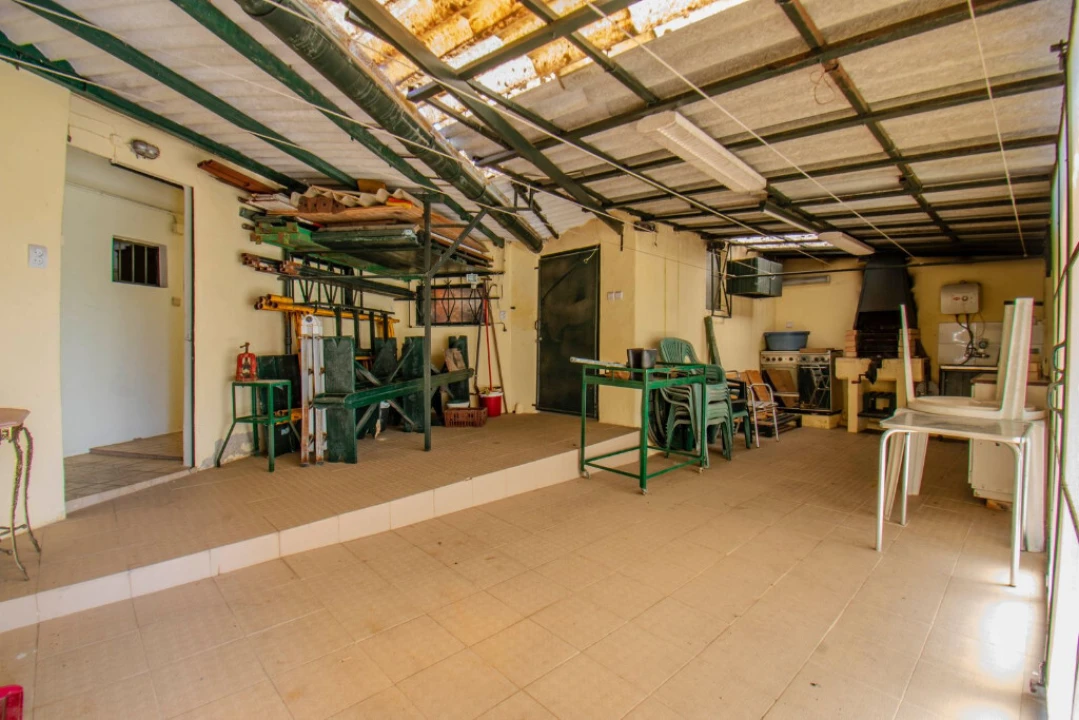 Moradia T4 para Venda em Madalena Foto 11