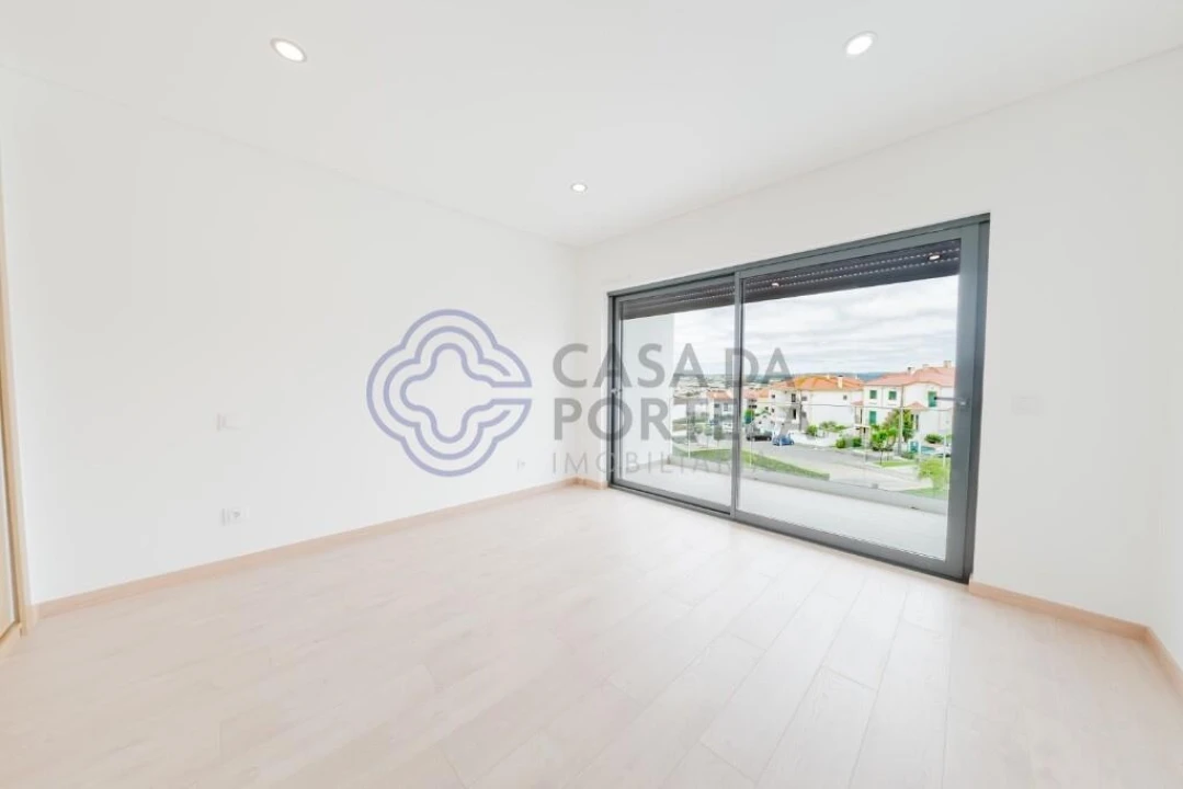 Moradia T3 para Venda em Lourinhã e Atalaia Foto 17