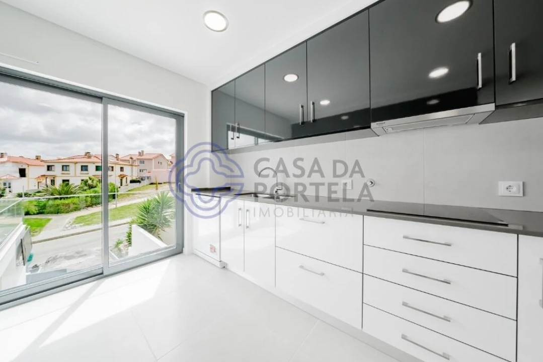 Moradia T3 para Venda em Lourinhã e Atalaia Foto 4