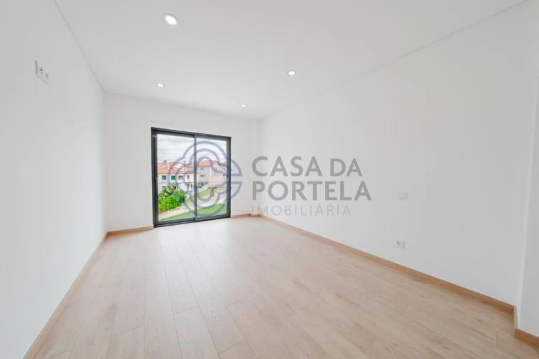 Moradia T3 para Venda em Lourinhã e Atalaia Foto 13