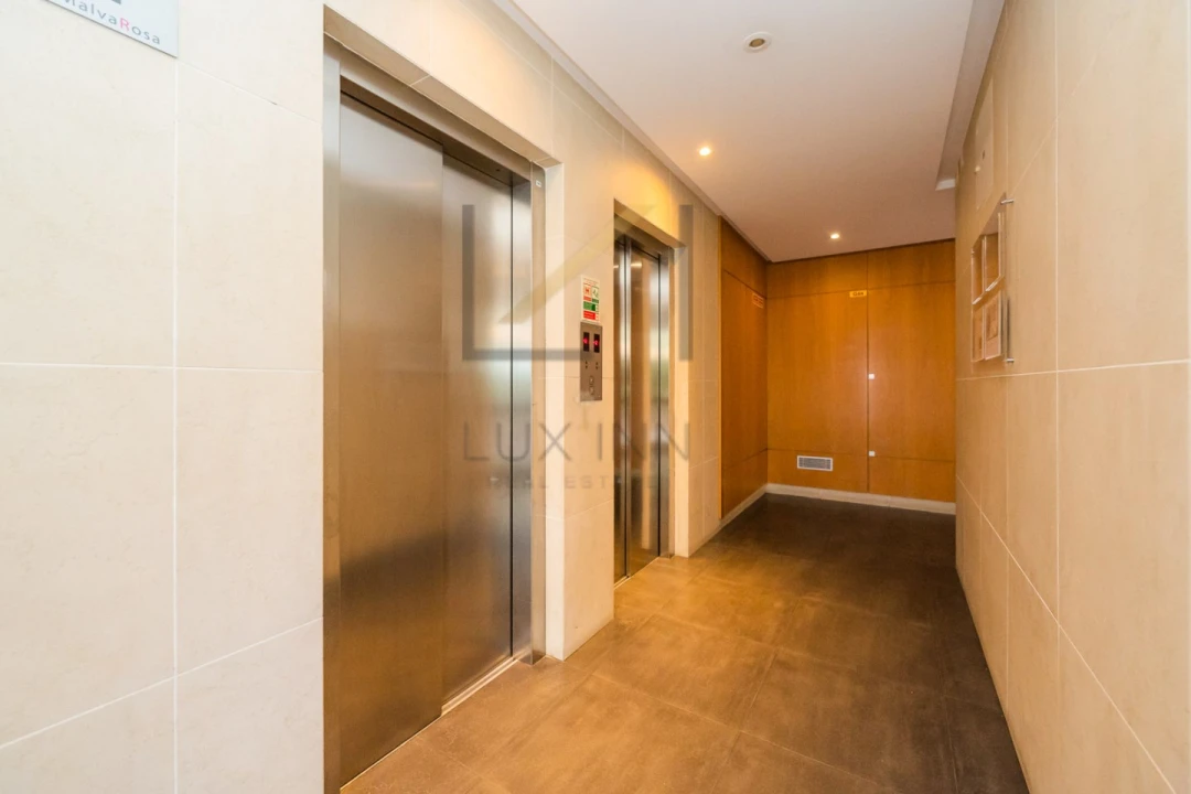 Apartamento T2 para Venda em Alverca do Ribatejo e Sobralinho Foto 36