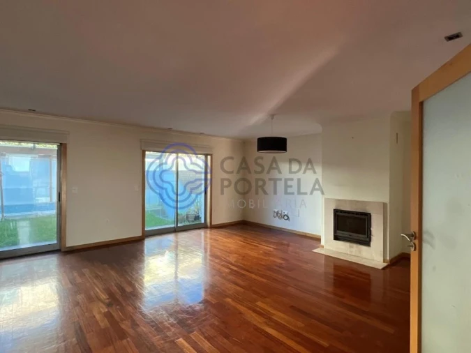 Moradia T3 para Venda em Canidelo