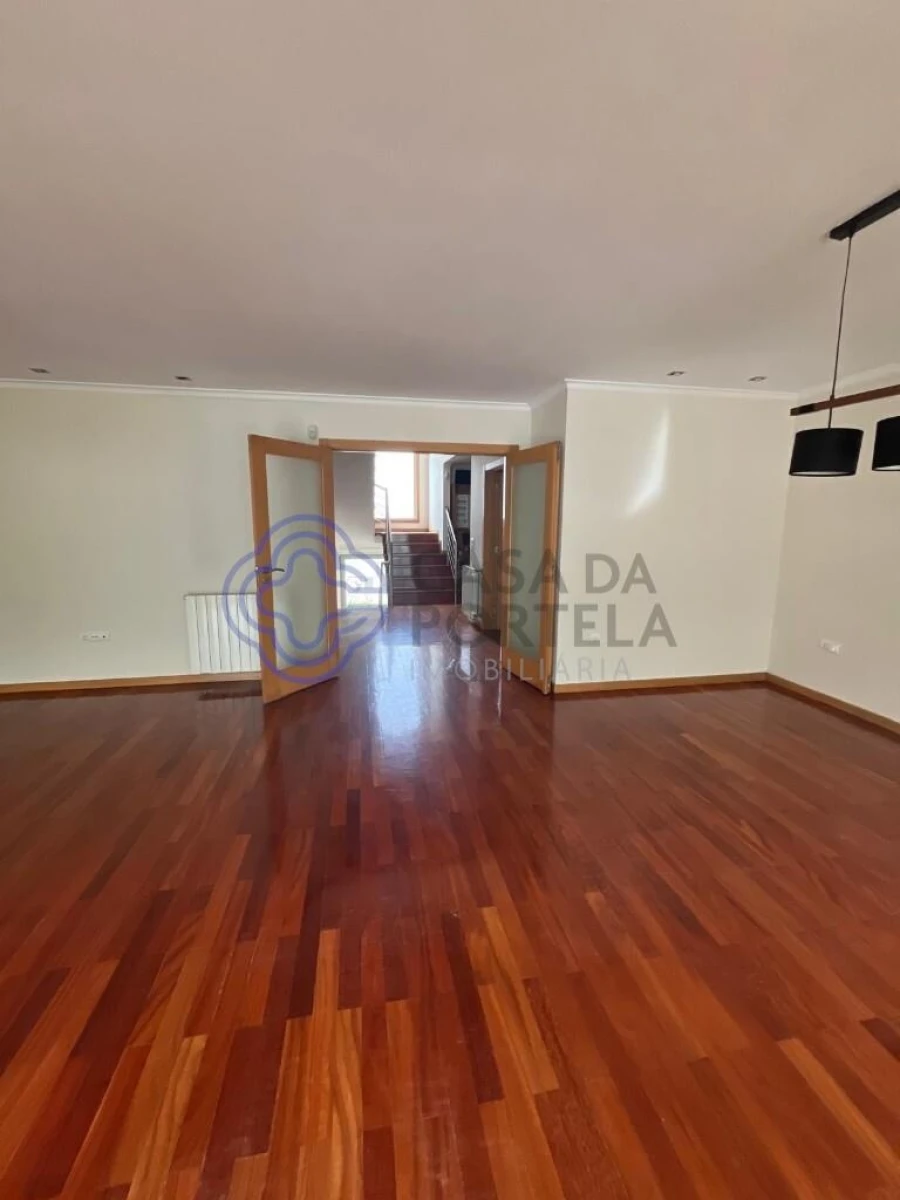 Moradia T3 para Venda em Canidelo Foto 97