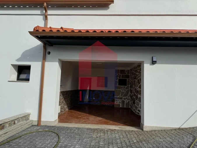 Moradia T3 para Venda em Lanhas Foto 19