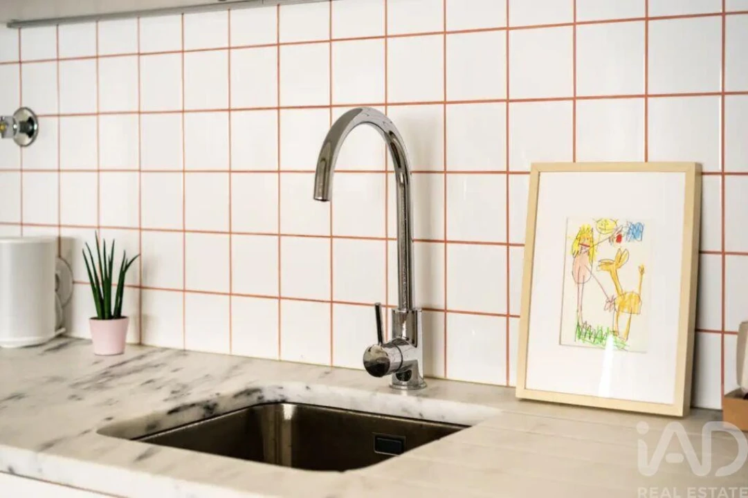 Apartamento T1 para Venda em Costa da Caparica Foto 9