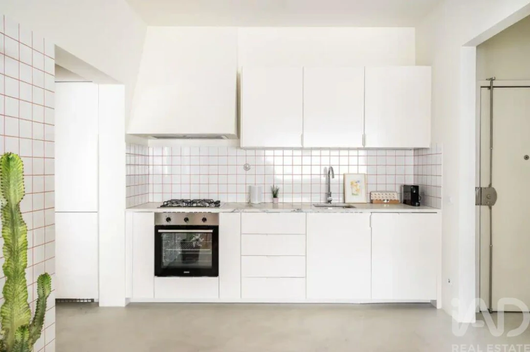 Apartamento T1 para Venda em Costa da Caparica Foto 8