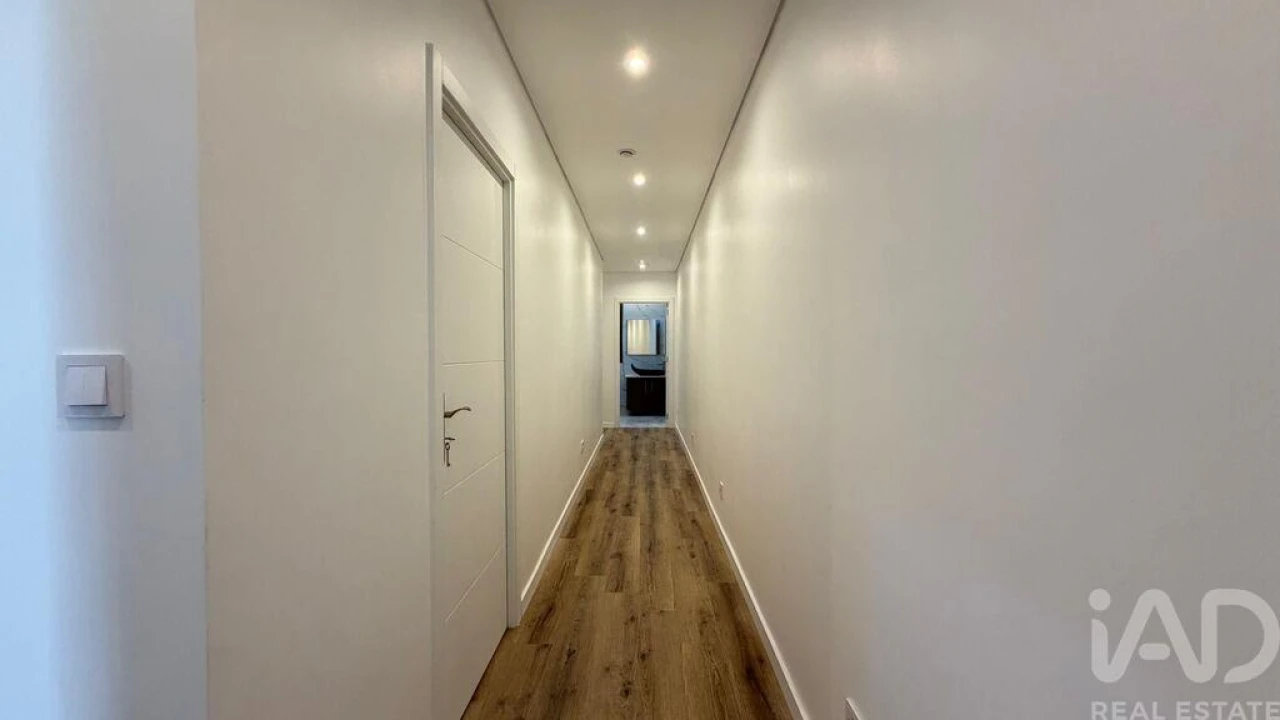 Apartamento T3 para Venda em Rio Maior Foto 9