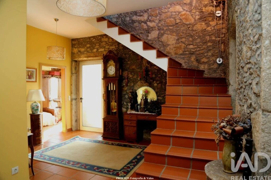 Quinta T3 para Venda em Vila de Cucujães Foto 23