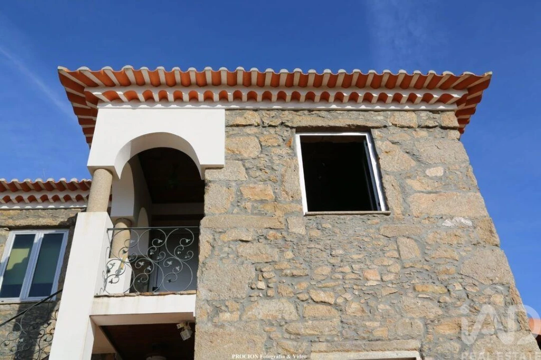 Quinta T3 para Venda em Vila de Cucujães Foto 10