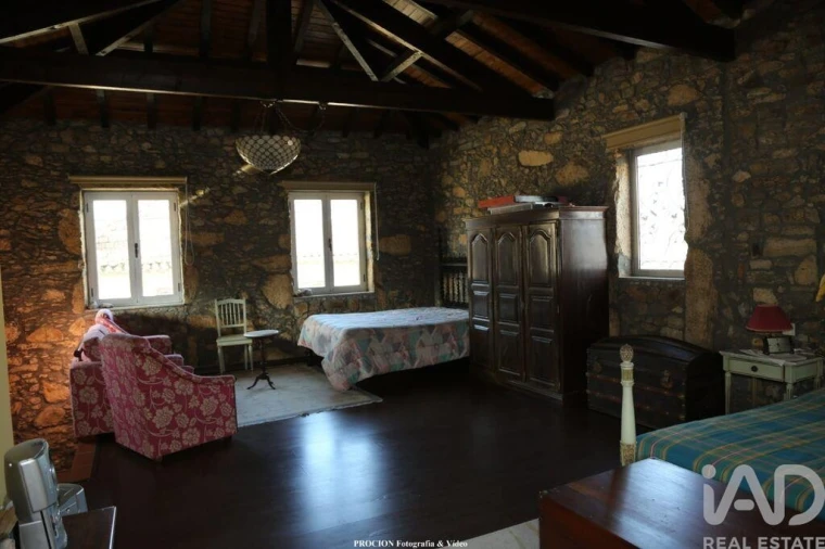 Quinta T3 para Venda em Vila de Cucujães Foto 19