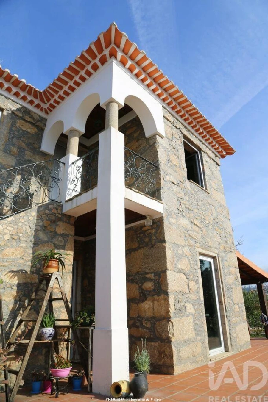 Quinta T3 para Venda em Vila de Cucujães Foto 14