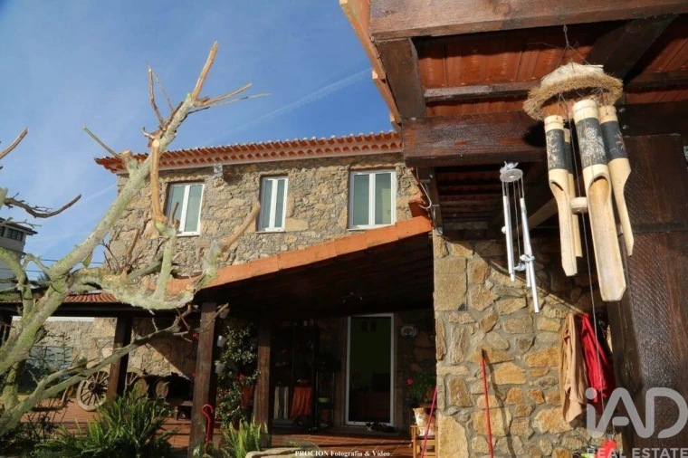 Quinta T3 para Venda em Vila de Cucujães Foto 7