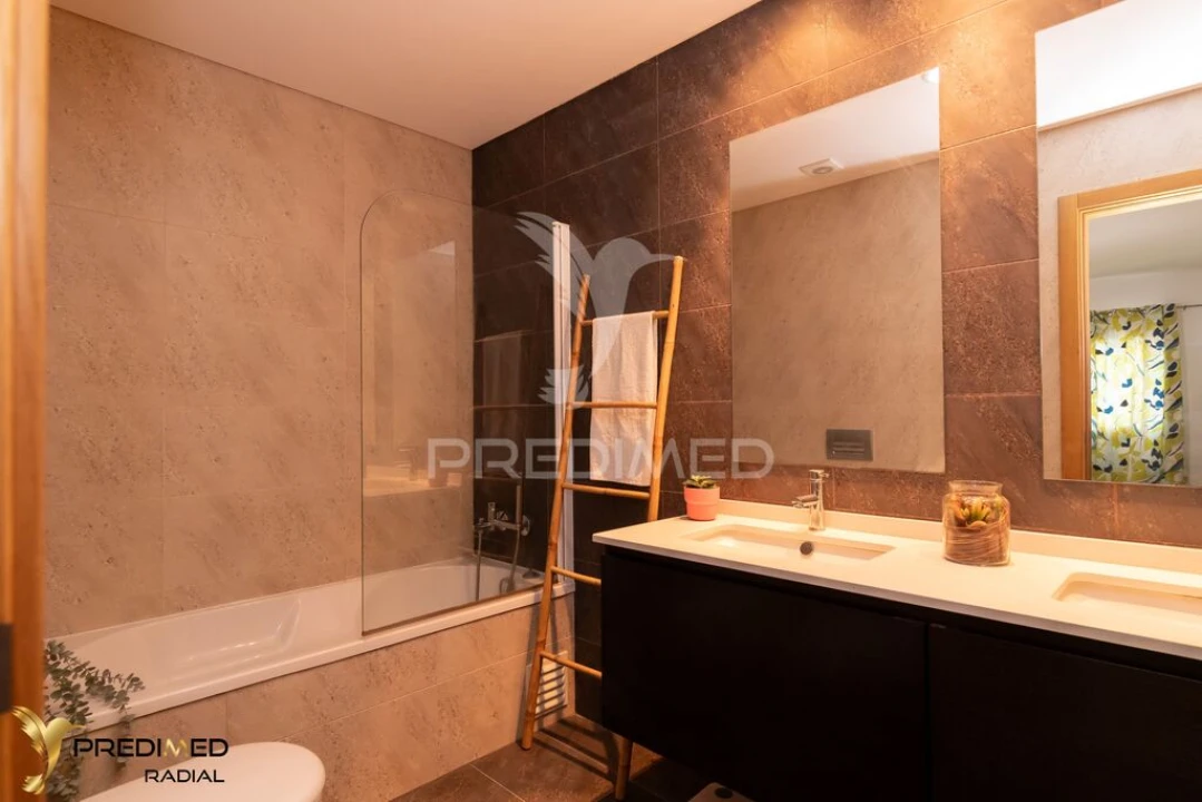 Apartamento T2 para Venda em Ramada e Caneças Foto 3