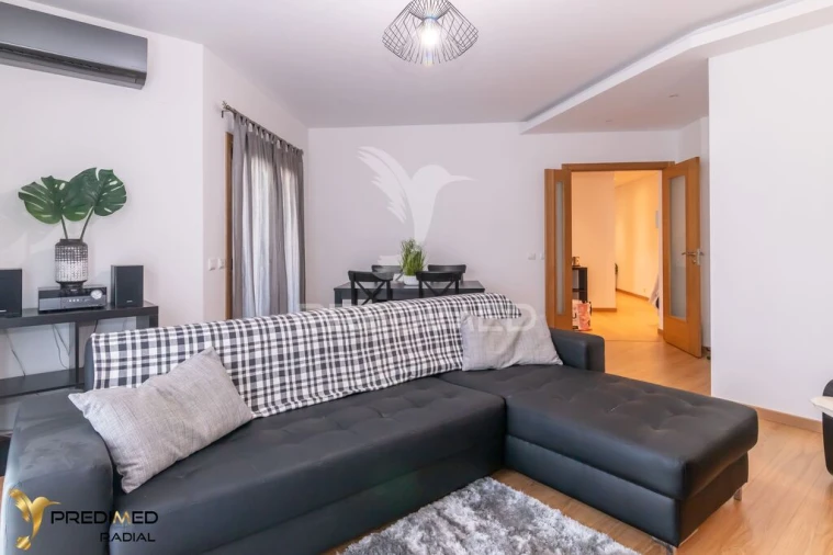 Apartamento T2 para Venda em Ramada e Caneças Foto 8