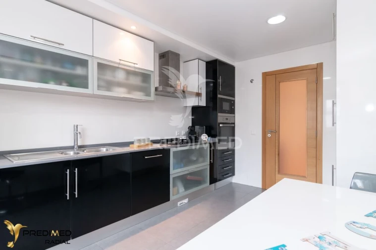 Apartamento T2 para Venda em Ramada e Caneças Foto 10