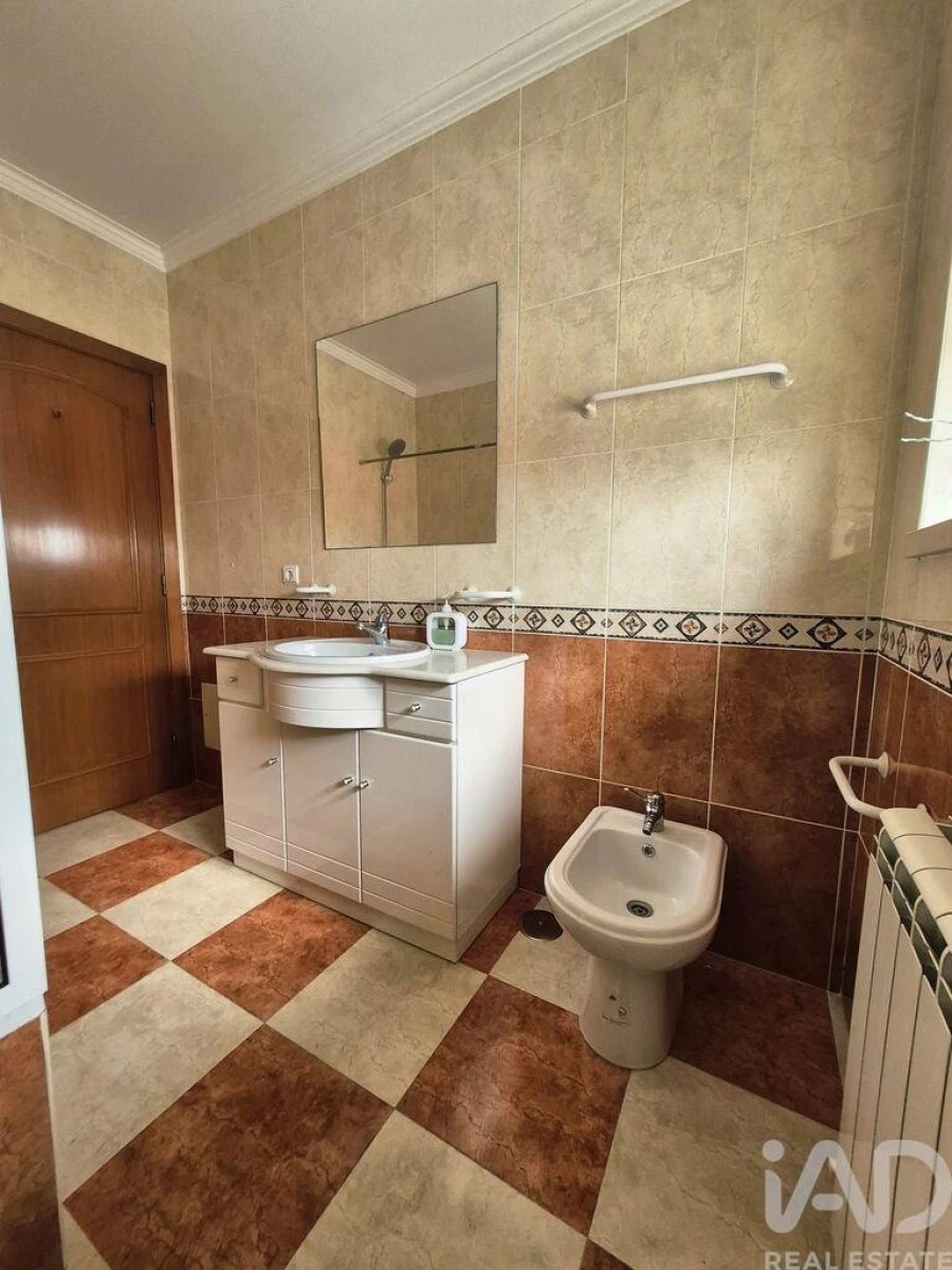 Moradia T4 para Venda em Marrazes e Barosa Foto 17