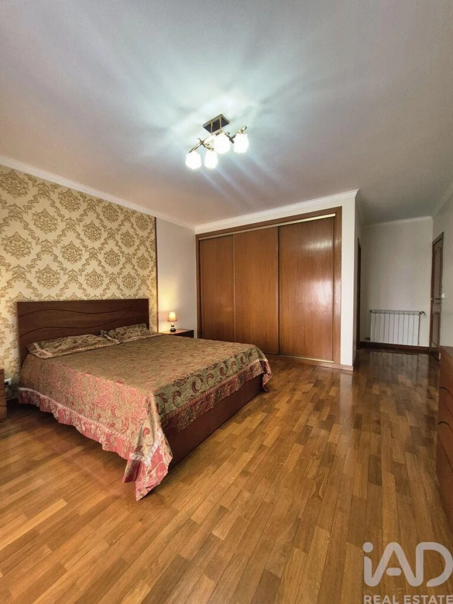 Moradia T4 para Venda em Marrazes e Barosa Foto 23